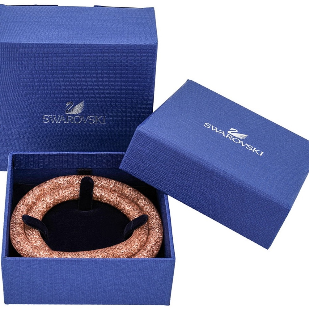 Swarovski stardust necklace and bracelet in rose - Picture 2 of 4